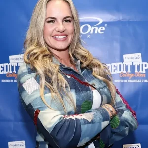 Jenna Bandy Credit Tip Off Tour Cropped Jacket trendy sporty cropped apparel design